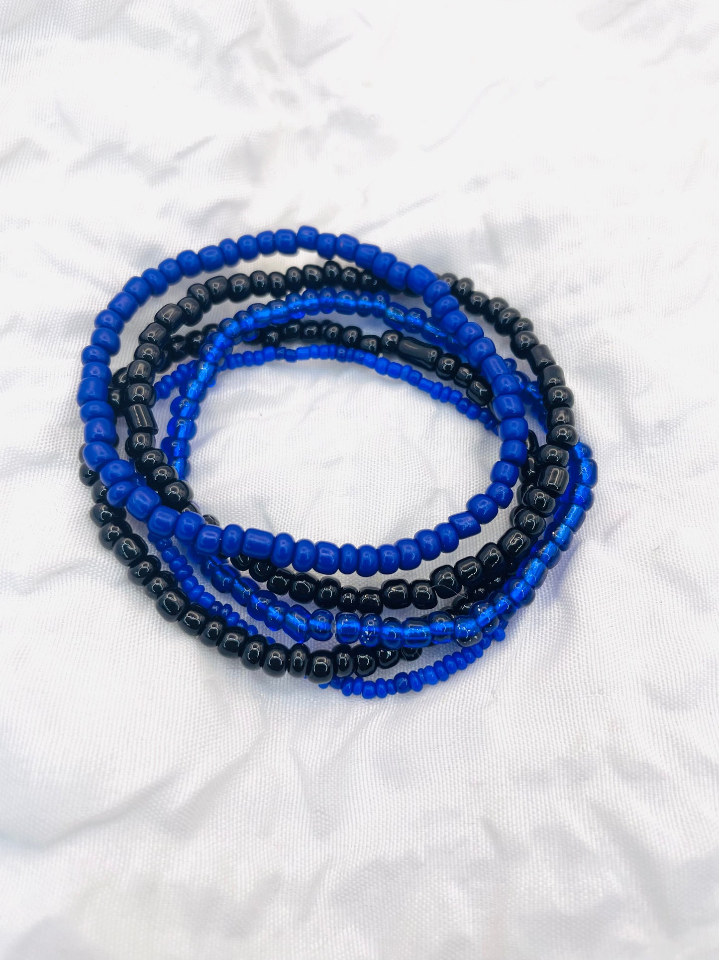 Blue and black bracelet set