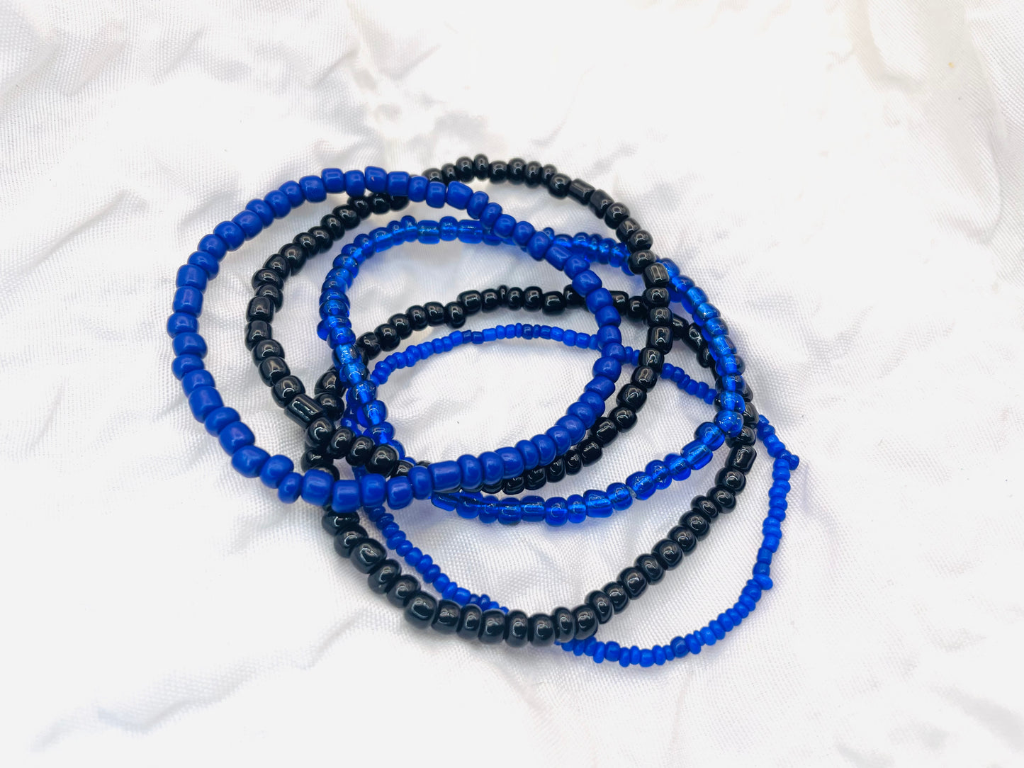 Blue and black bracelet set