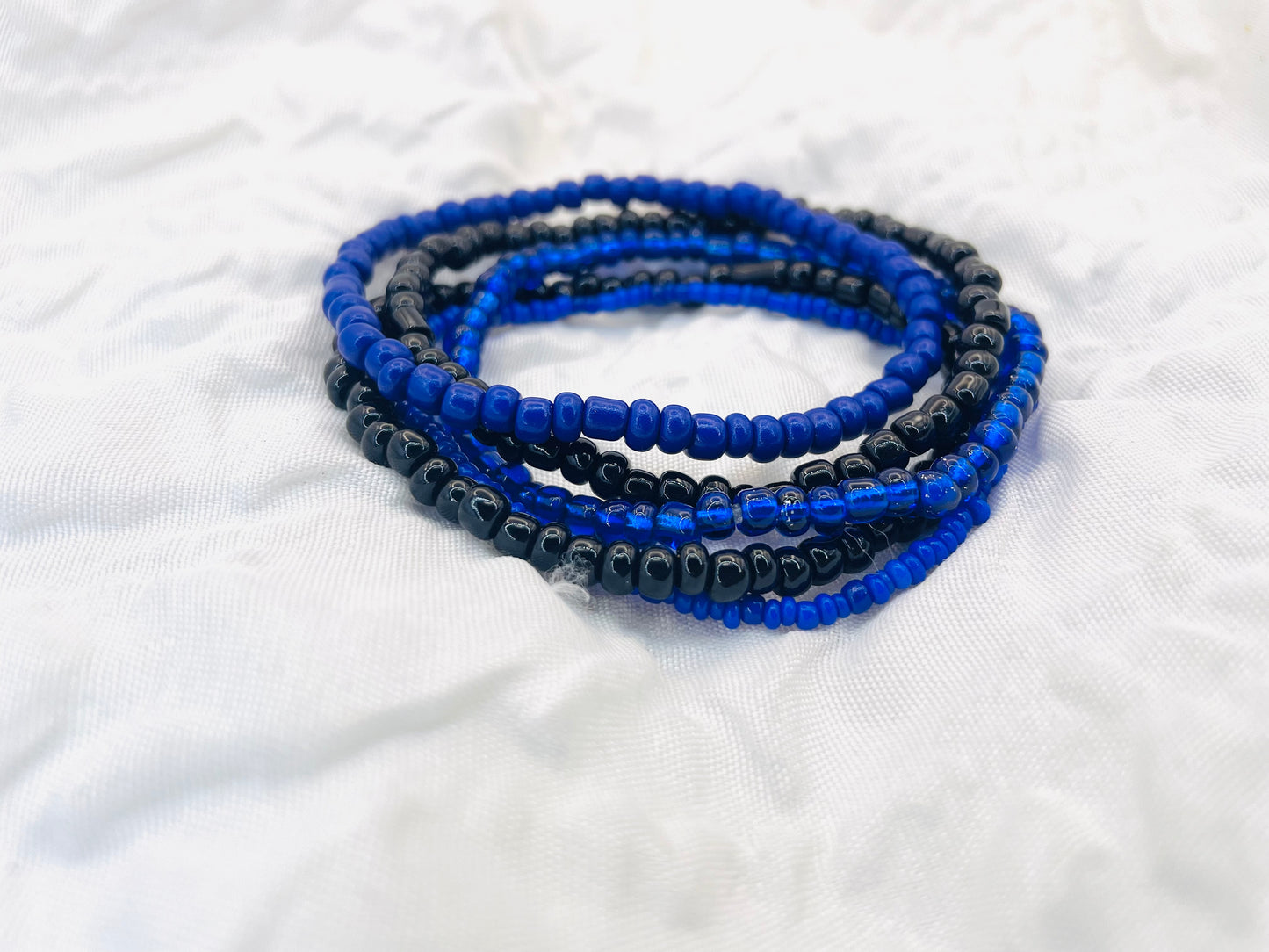 Blue and black bracelet set