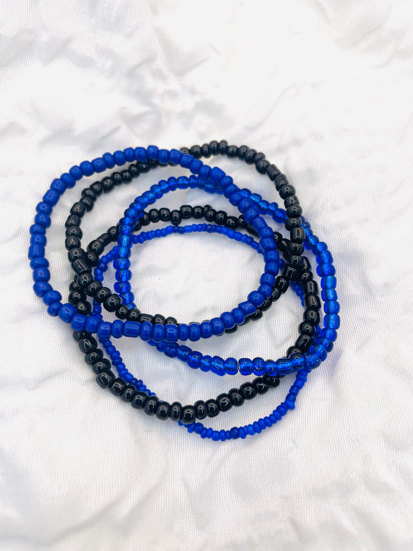 Blue and black bracelet set