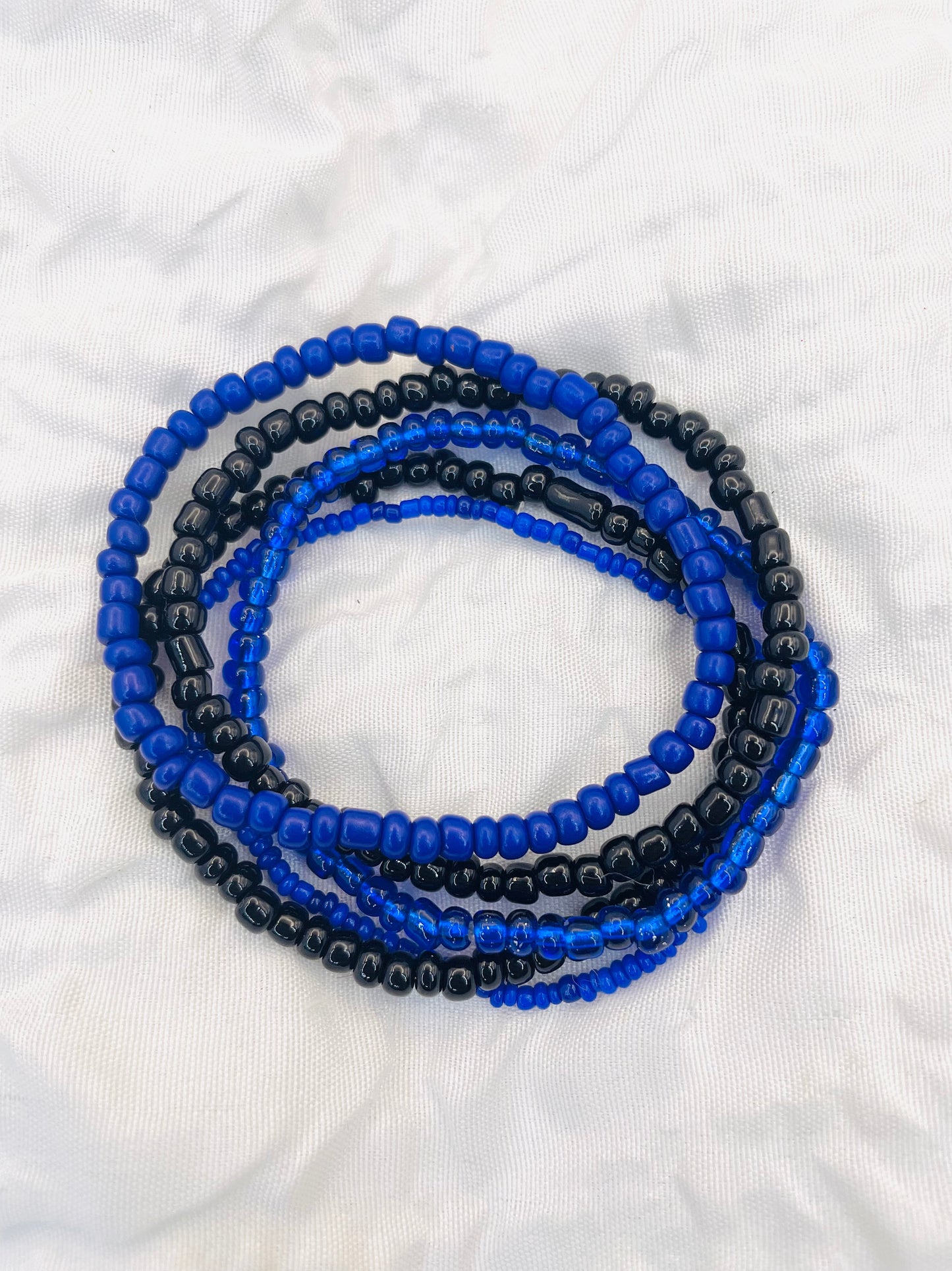 Blue and black bracelet set