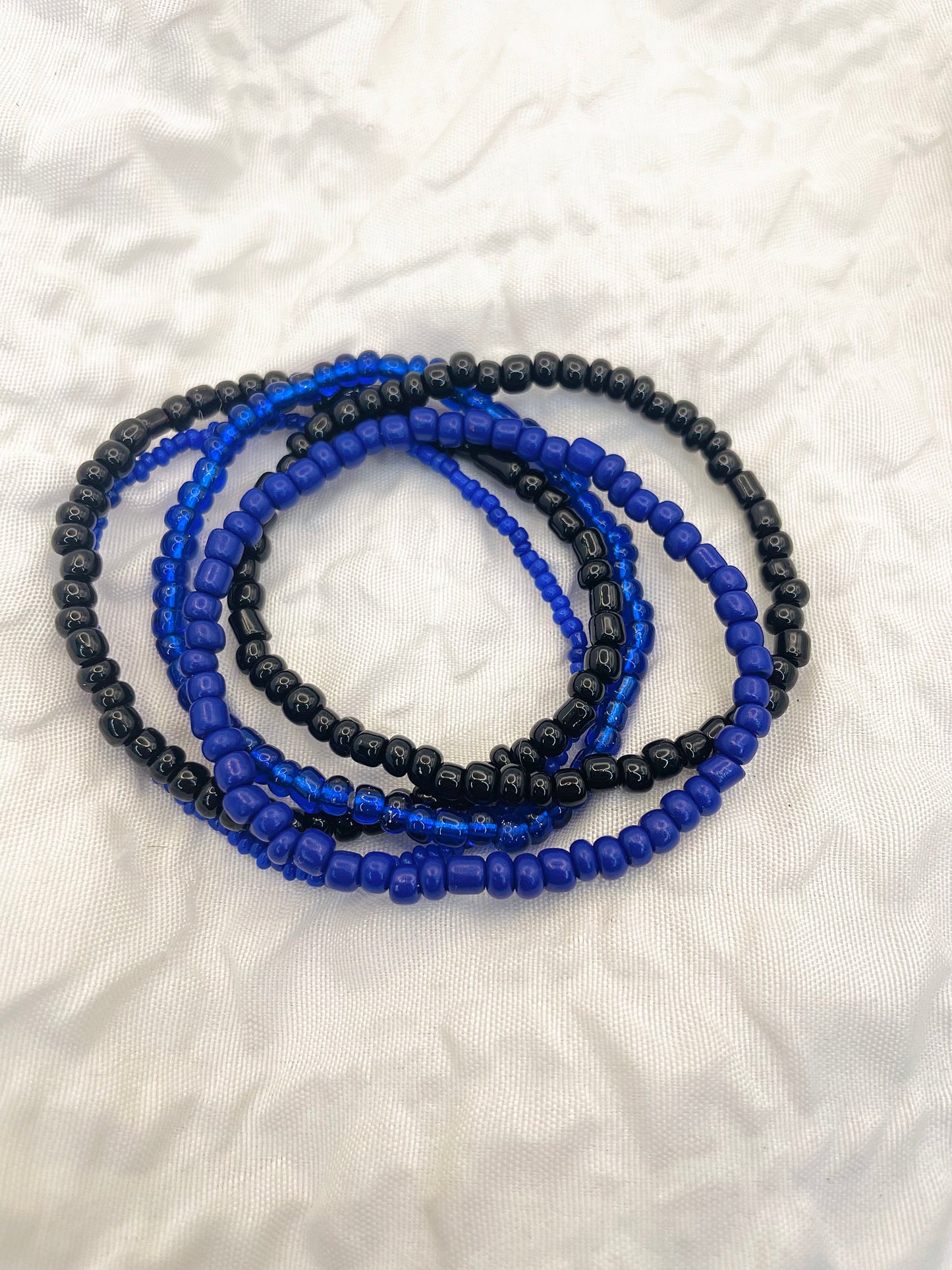 Blue and black bracelet set