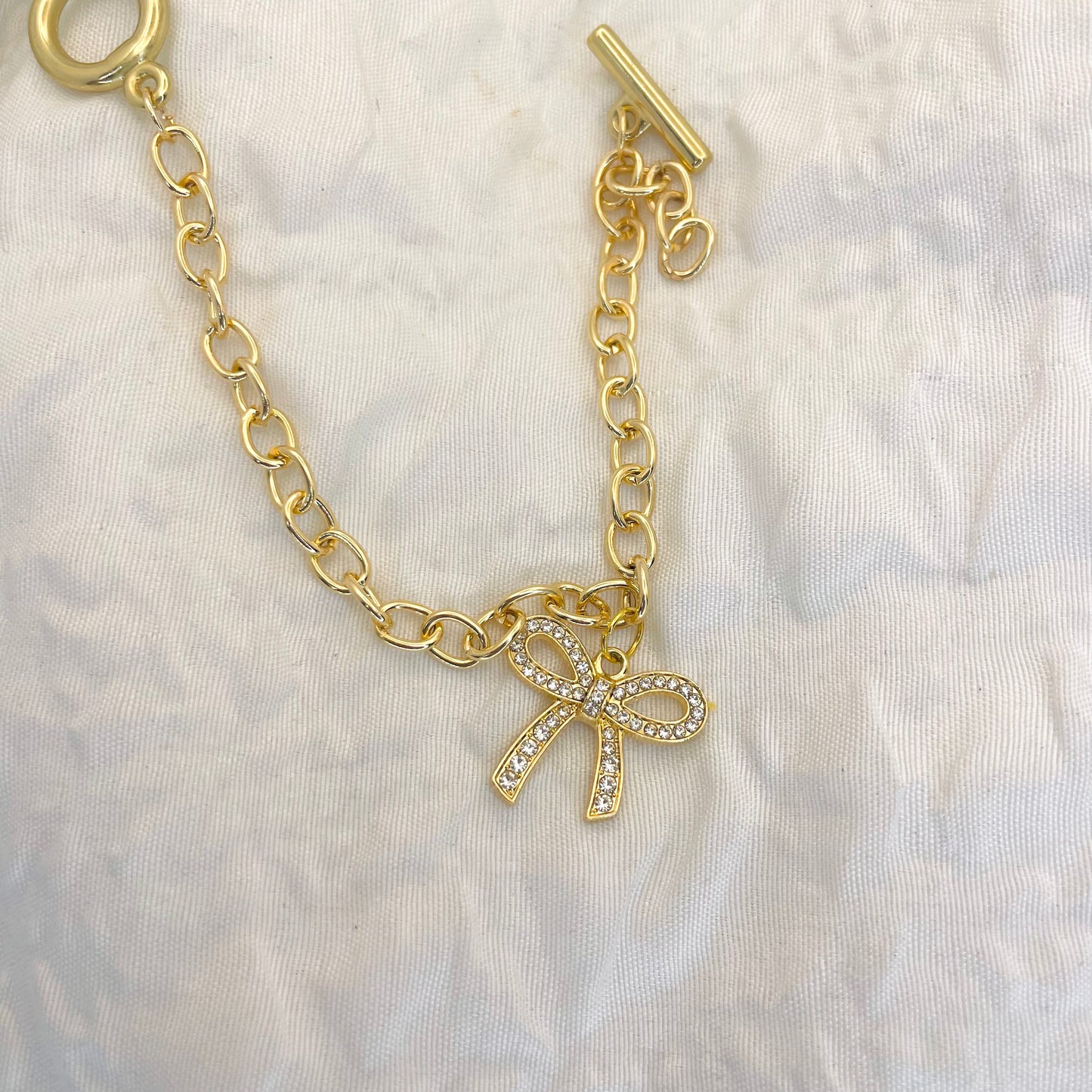 Bow bracelet, gold jewelry
