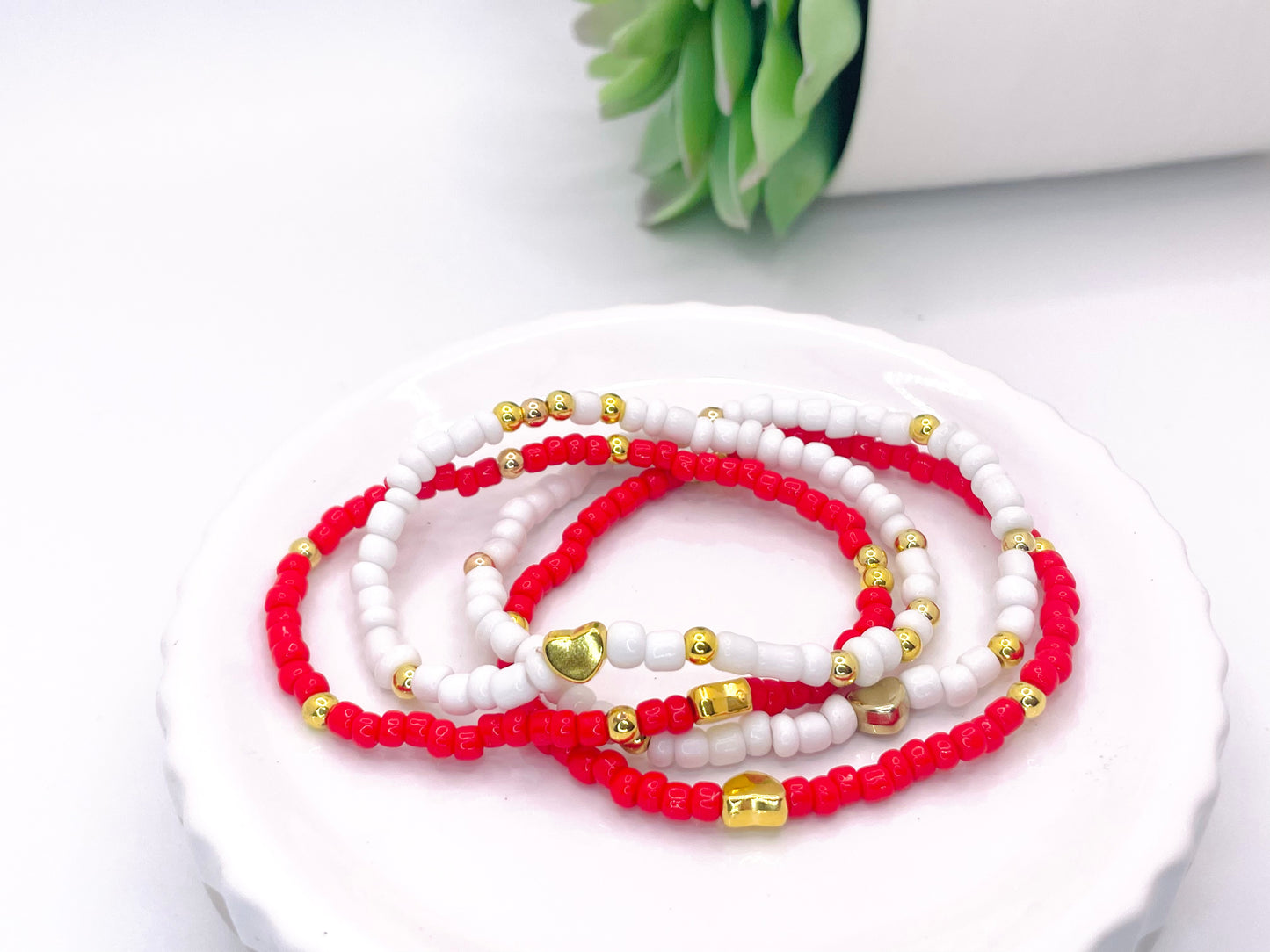 Valentines bracelet set red and white heart bracelet