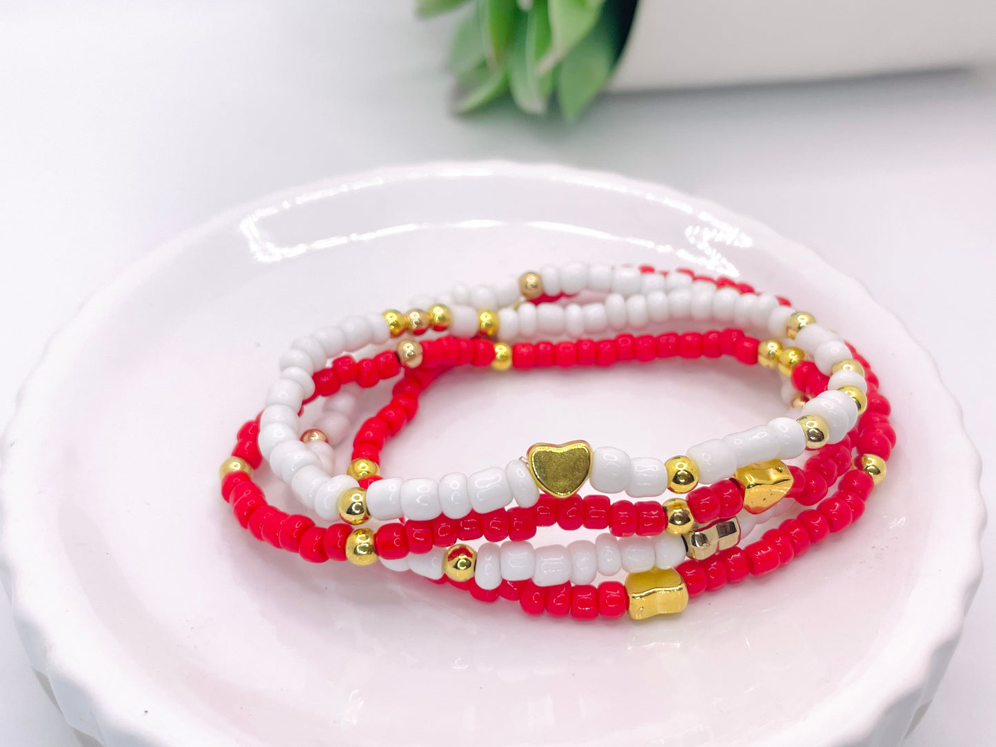 Valentines bracelet set red and white heart bracelet