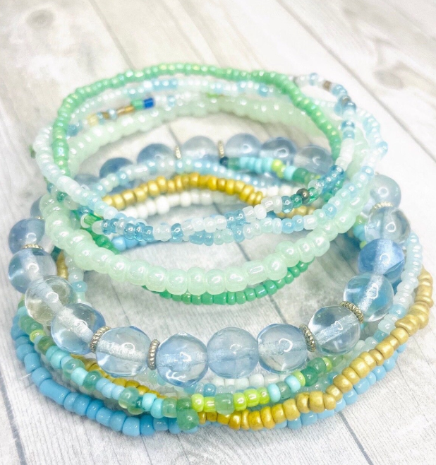 Beachy bracelets, turquoise beach bracelet set, summer bracelets