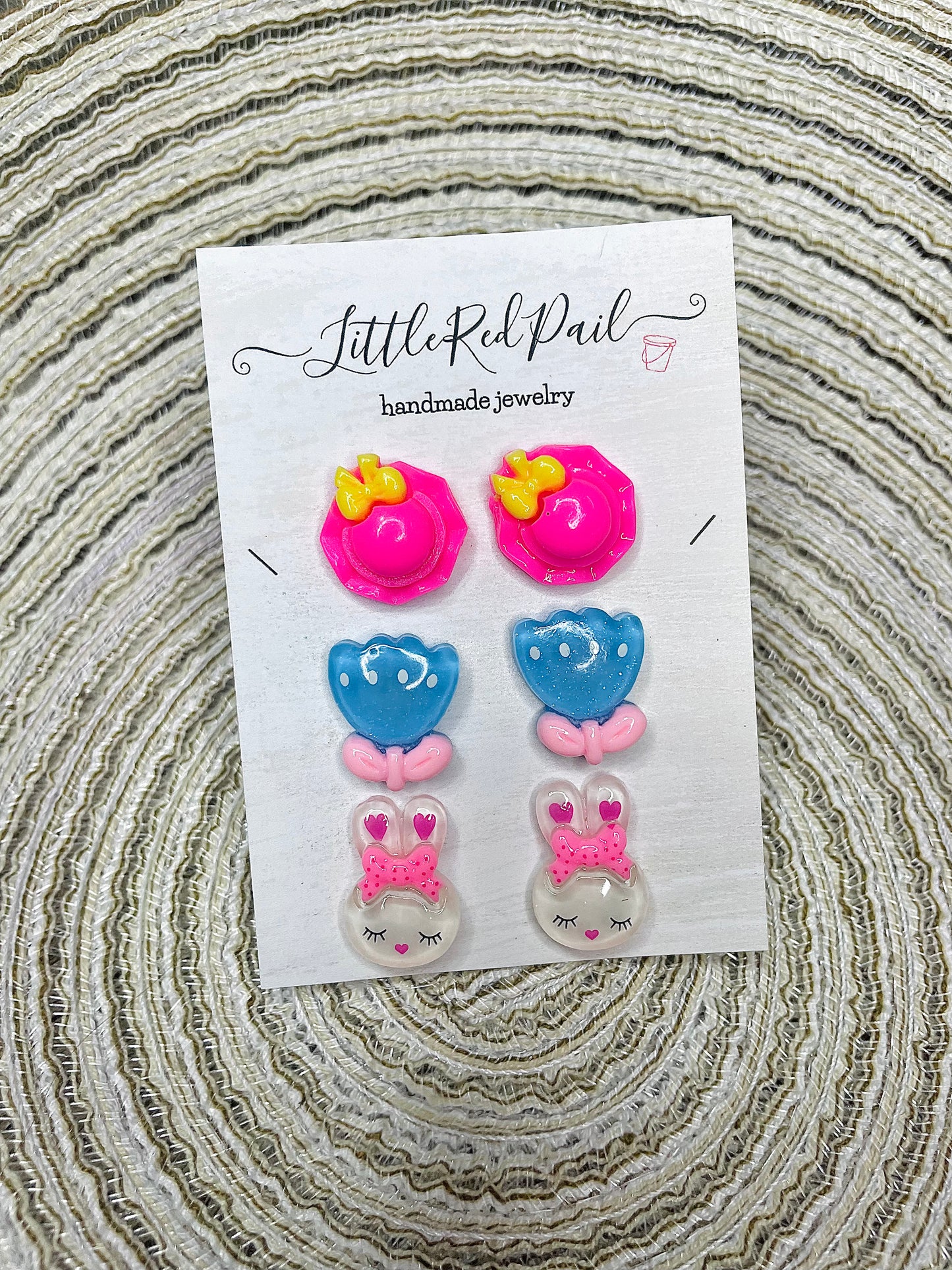 Fun summer stud earrings, hypoallergenic earrings for girls and women