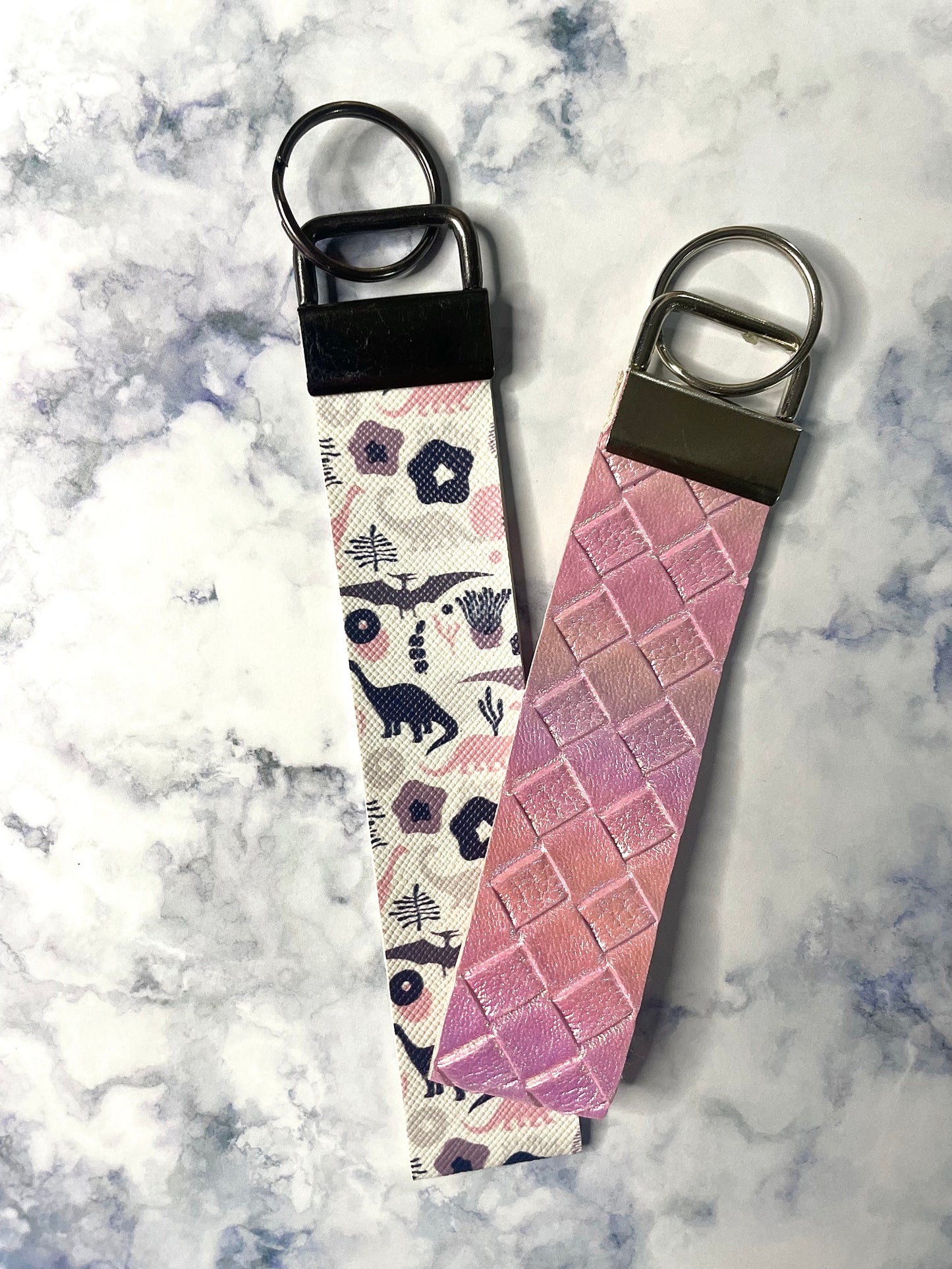 Wristlet keychains