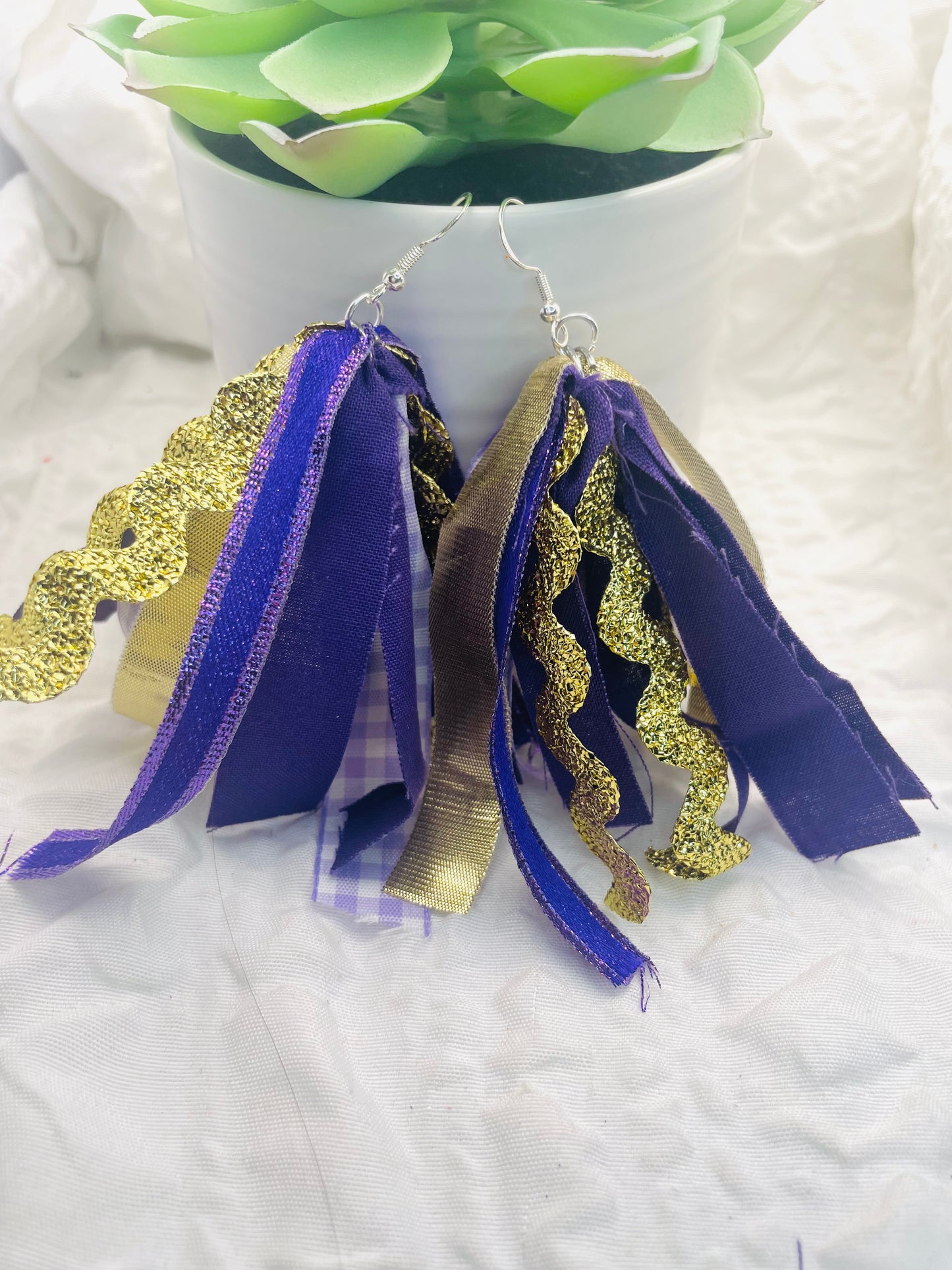 Team tassel earrings, team color earrings, game day wear, SEC team jewelry