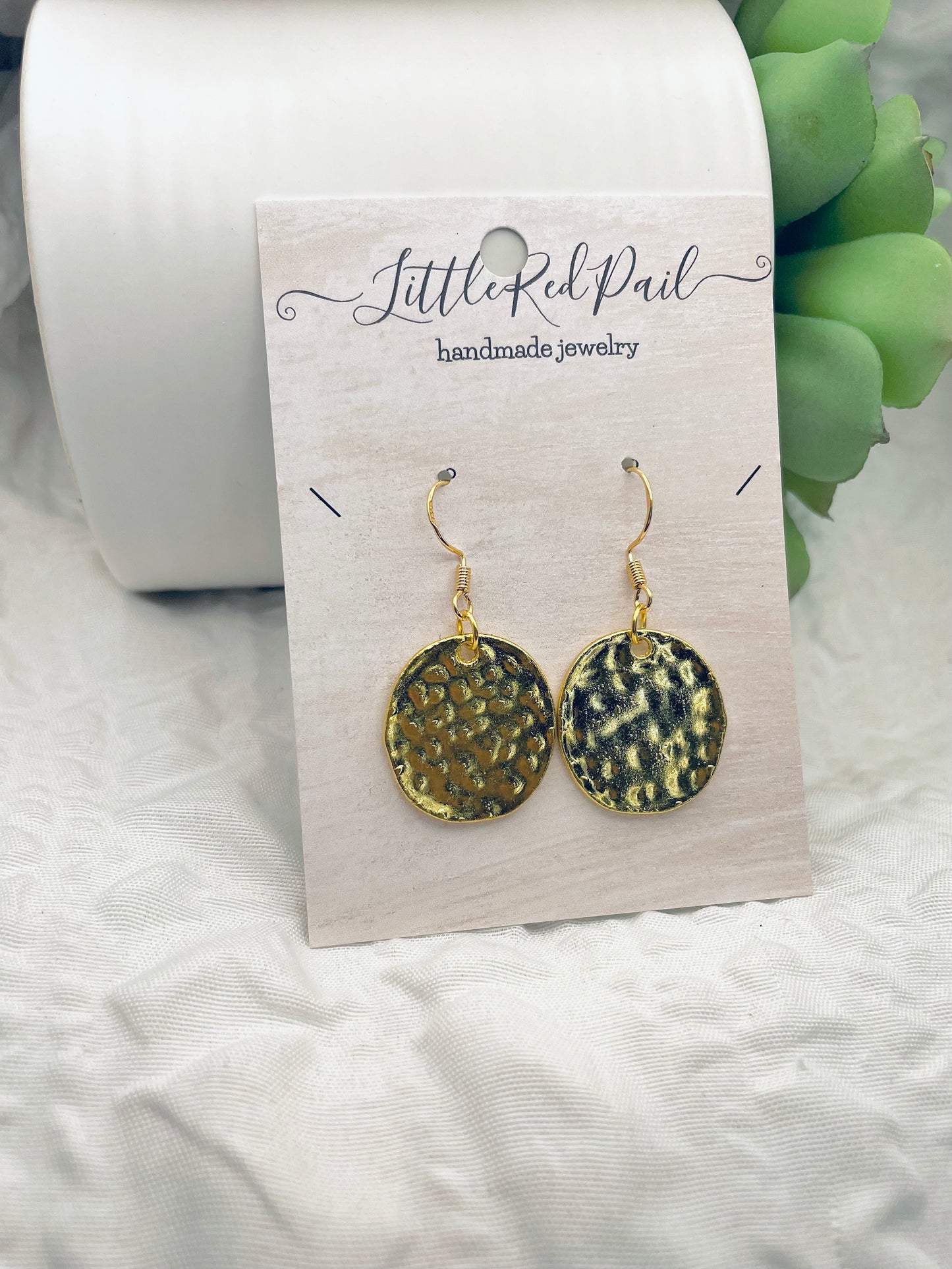 Every day gold earrings, minimalist earrings, hammered jewelry
