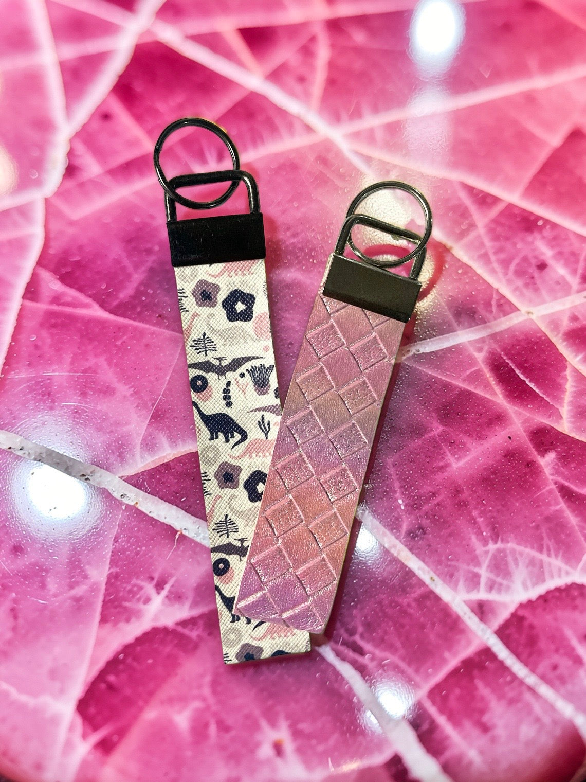 Wristlet keychains
