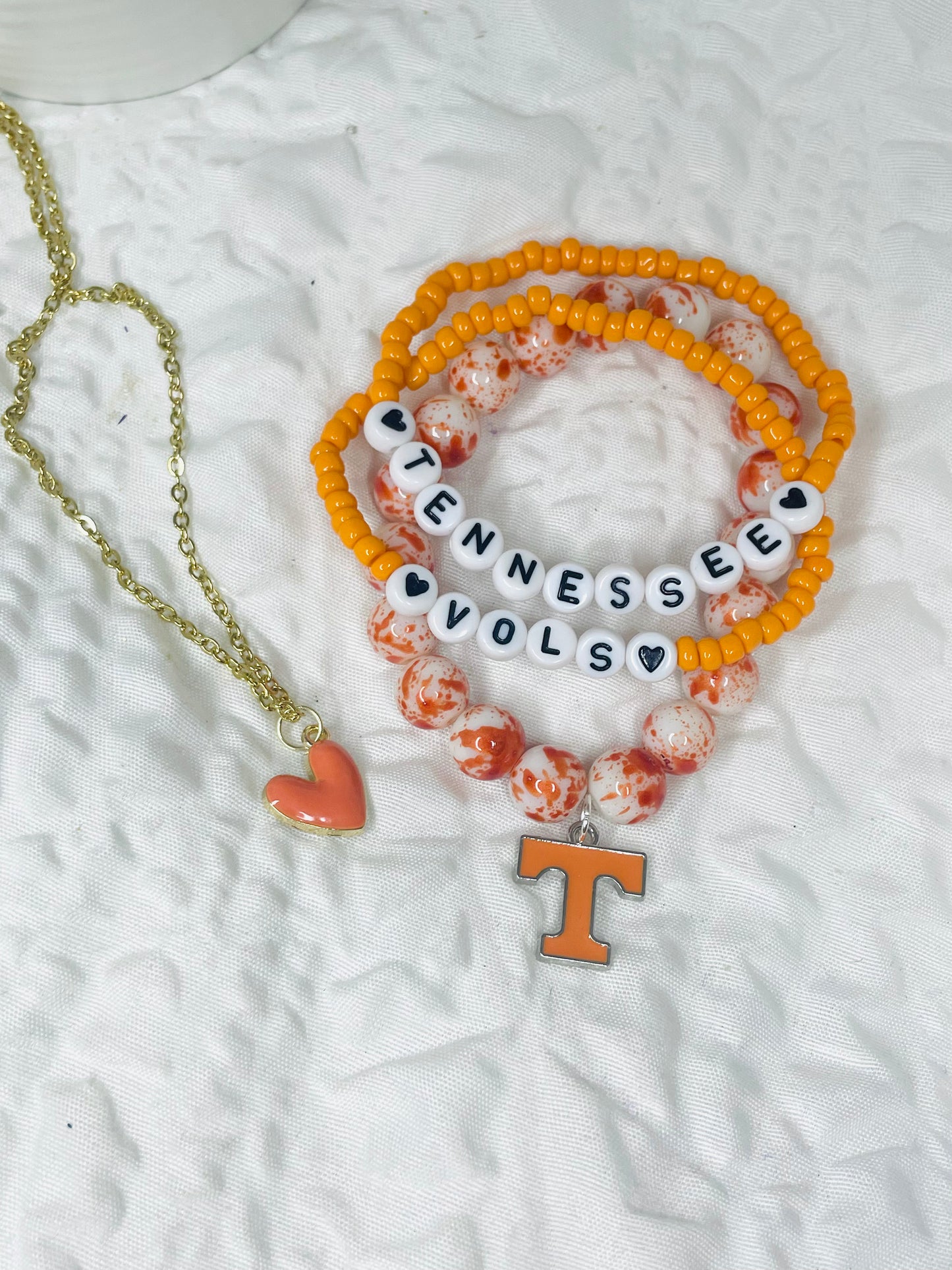 Vols necklace, orange heart pendant necklace