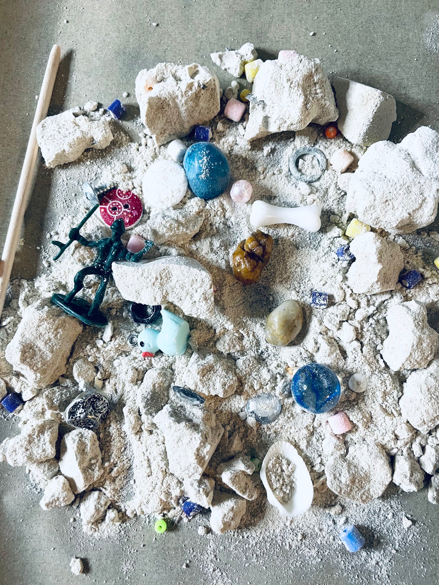 Dig kits, excavation kits for kids, treasure dig kits